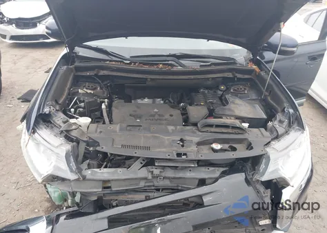 2017 Mitsubishi Outlander Se/Sel z USA, uszkodzony, nr VIN JA4AD3A34HZ037511